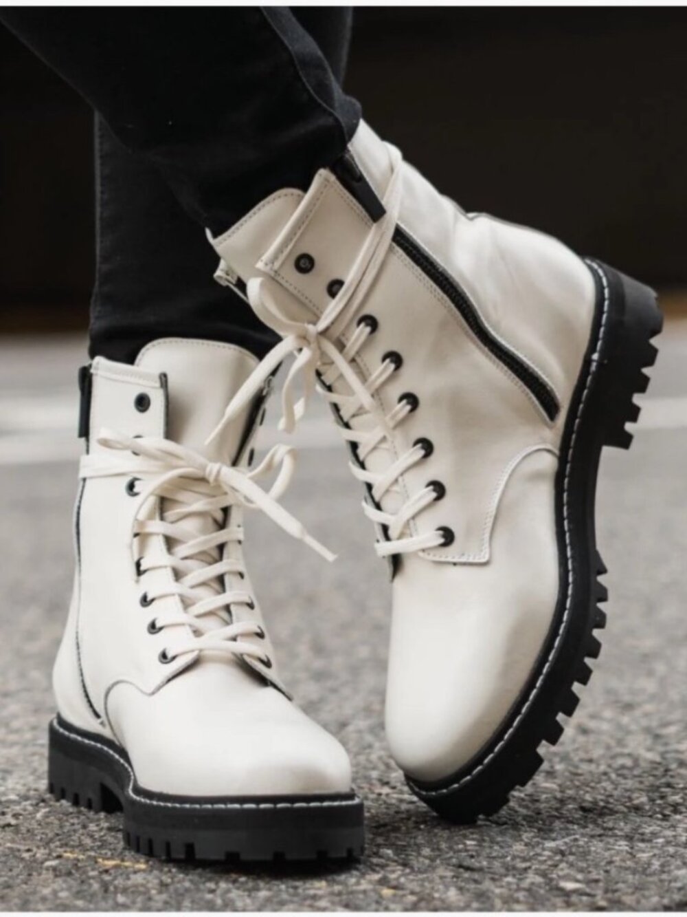 Thursday Boot Co. Made in Portugal Cream Color Leather Combat Boots Comfy 7.5